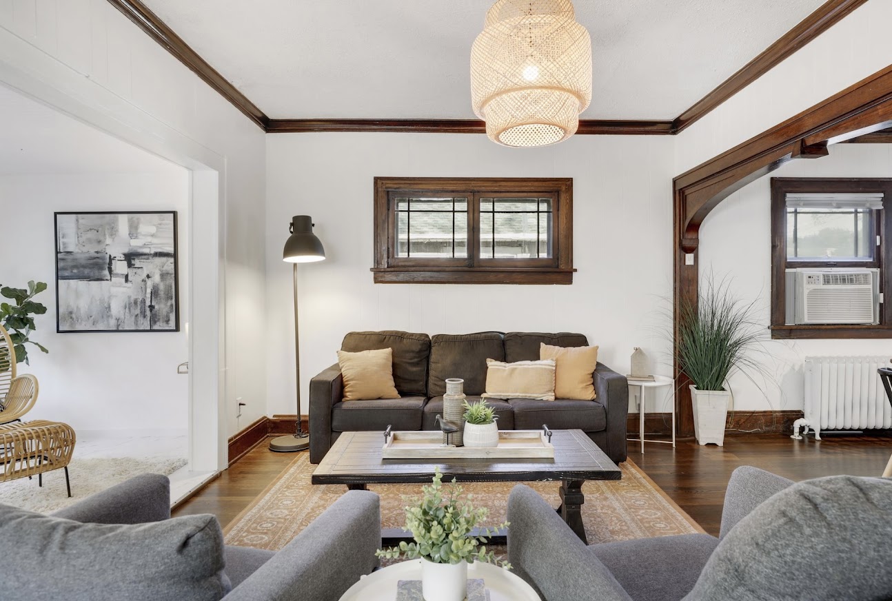 Classic Craftsman Home Clean in St. Louis Park, MN - View 4