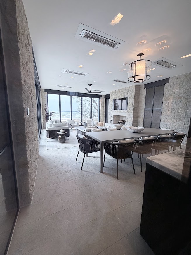 Lakefront Modern Estate Clean in Wayzata, MN